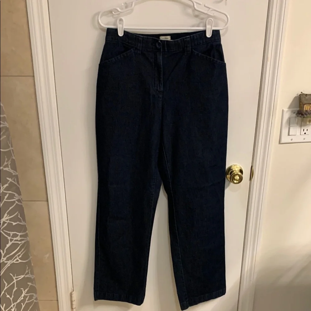 LL Bean Women's Classic Blue Jeans -classic fit in size 10